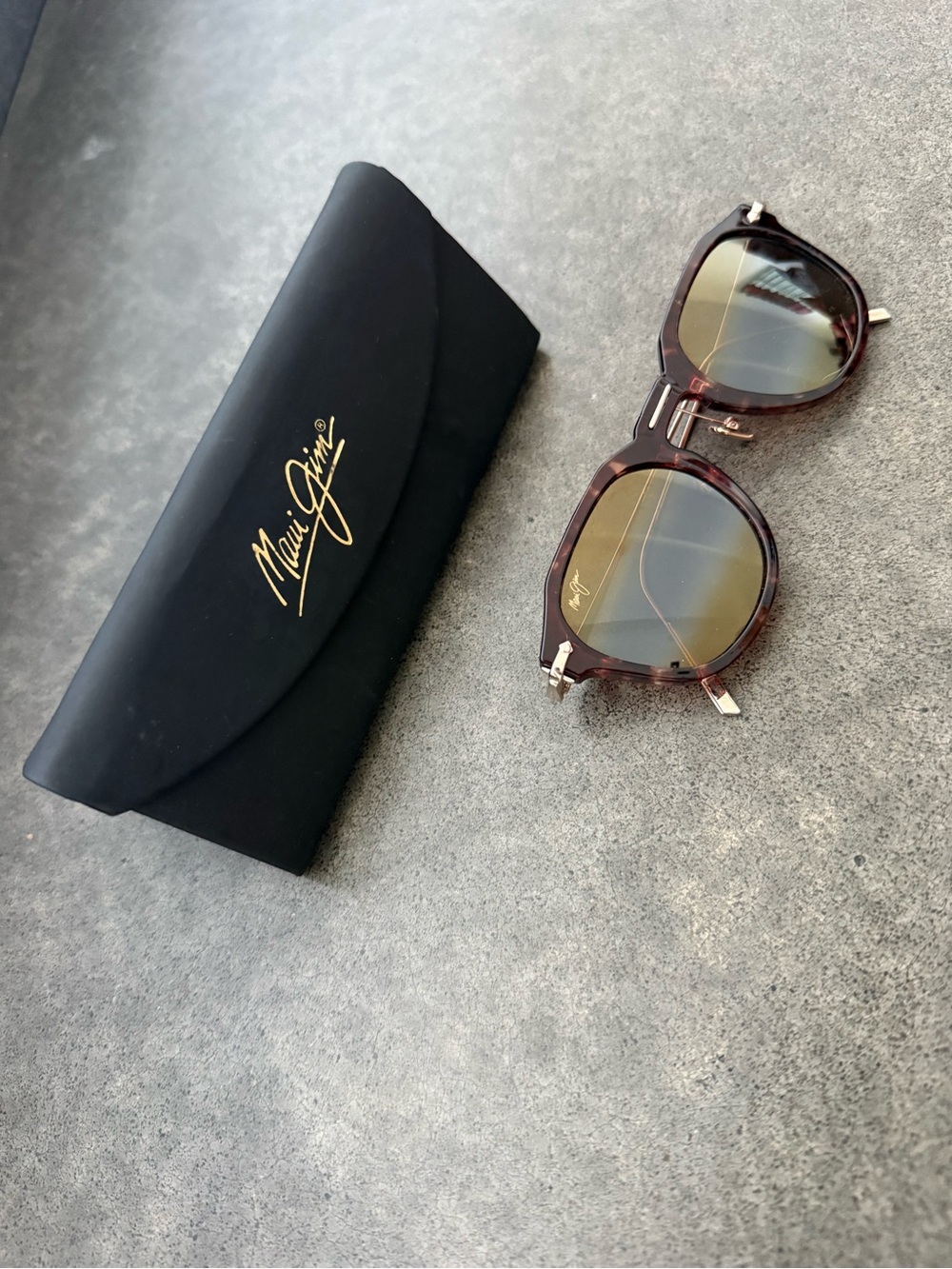 Maui Jim Alika Tortoiseshell Frame Sunglasses with Green-Gray Polarized Lenses